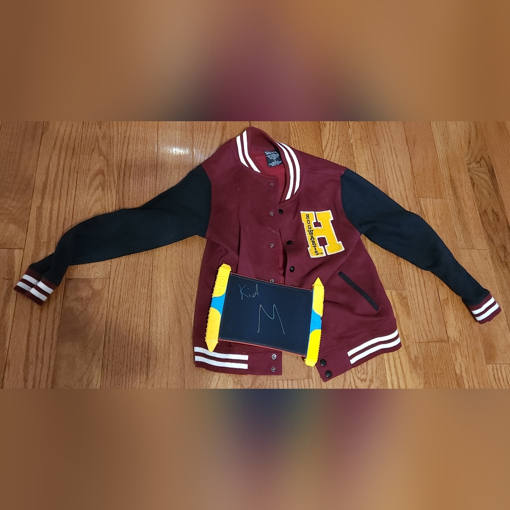 Box Lunch Harry Potter Kid Size Youth Medium Hogwarts Letterman Jacket coat
